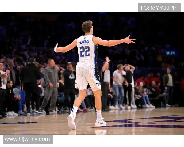 2020年湖人与魔术常规赛精彩回顾与赛季亮点分析